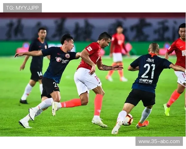 杭州足球队积分榜领跑大师赛79分稳居第一名